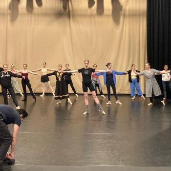 57ea5076-7057-42d1-992c-28aa1a4bd5e9