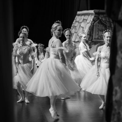 ONSTAGE1_DSC01655