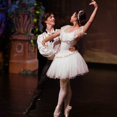 ONSTAGE1_DSC02342